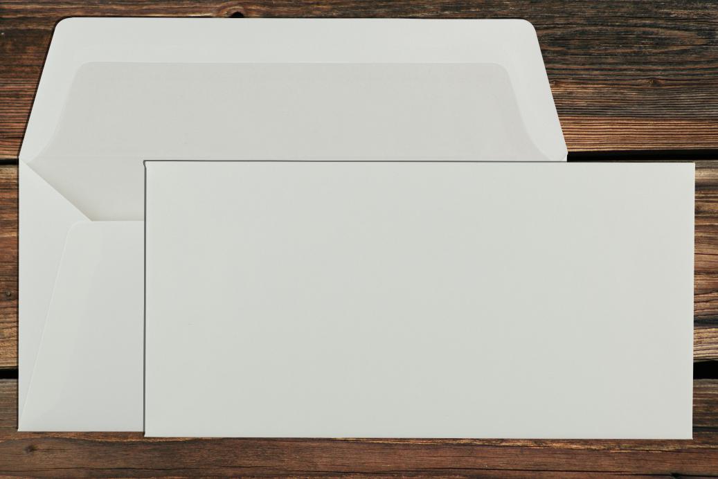 Briefhüllen DL 110x220 mm Nassklebend Cremeweiß Halbglatt 110 g/qm